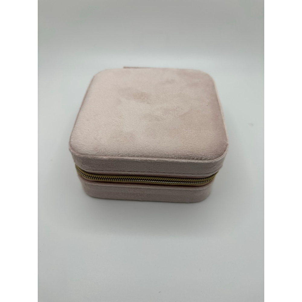 Traveling Pink Jewelry Organizer including 2 pairs of earrings